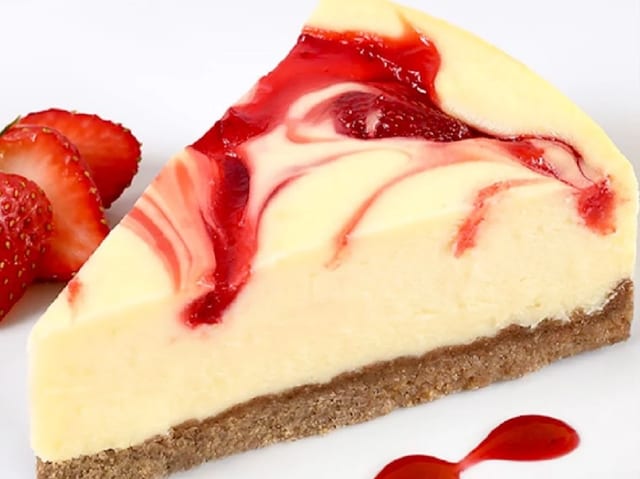STRAWBERRY CHEESECAKE.